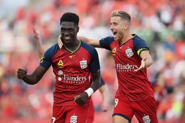 U17国足在明日之星冠军杯中崭露头角，发现新星与提升潜力